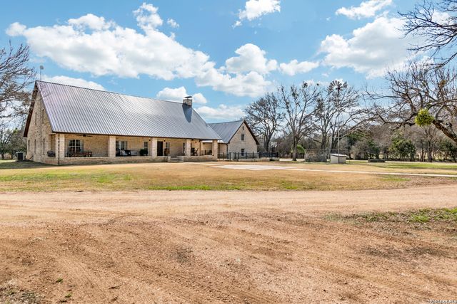 150 Shady Lane, Marble Falls, TX 78654