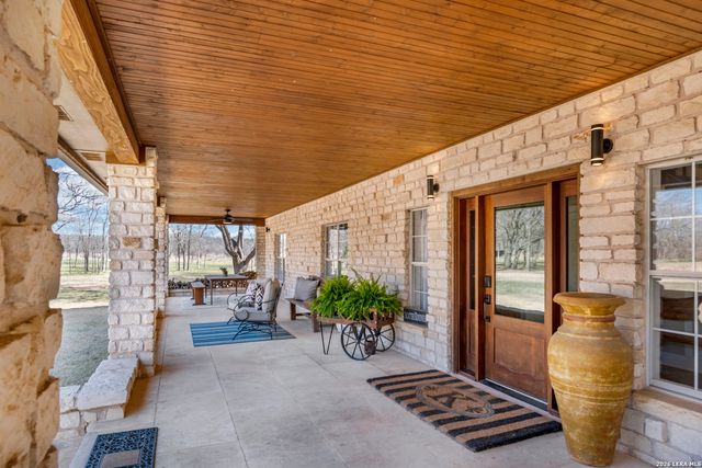 150 Shady Lane, Marble Falls, TX 78654