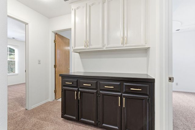 1126 N Crenshaw Street, Visalia, CA 93291