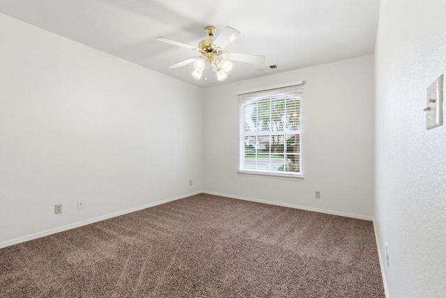 1126 N Crenshaw Street, Visalia, CA 93291