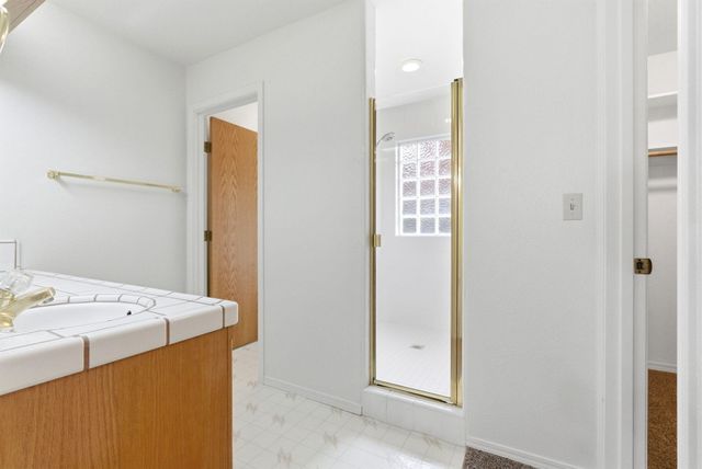 1126 N Crenshaw Street, Visalia, CA 93291