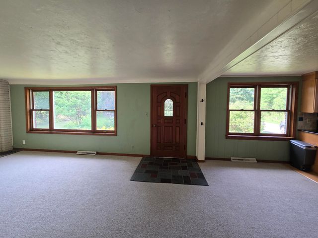 5801 N Territorial Road, Webster Twp, MI 48130