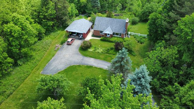 5801 N Territorial Road, Webster Twp, MI 48130