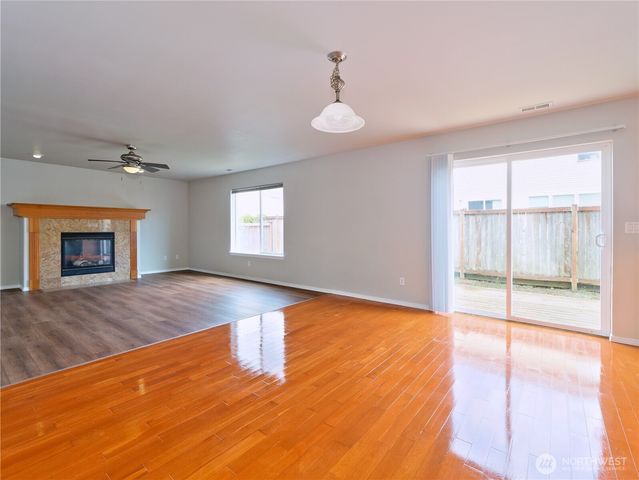 33060 41st Place S, Federal Way, WA 98001