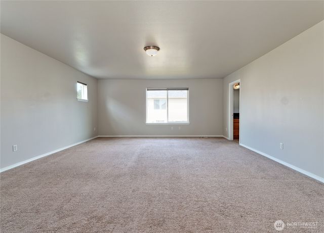 33060 41st Place S, Federal Way, WA 98001