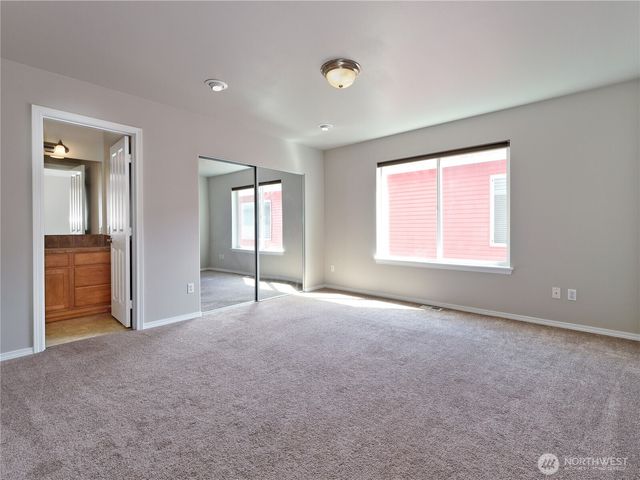 33060 41st Place S, Federal Way, WA 98001