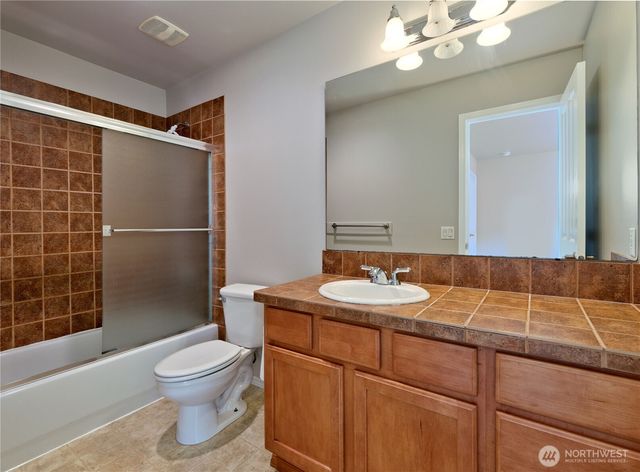 33060 41st Place S, Federal Way, WA 98001