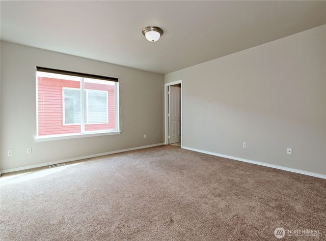 33060 41st Place S, Federal Way, WA 98001