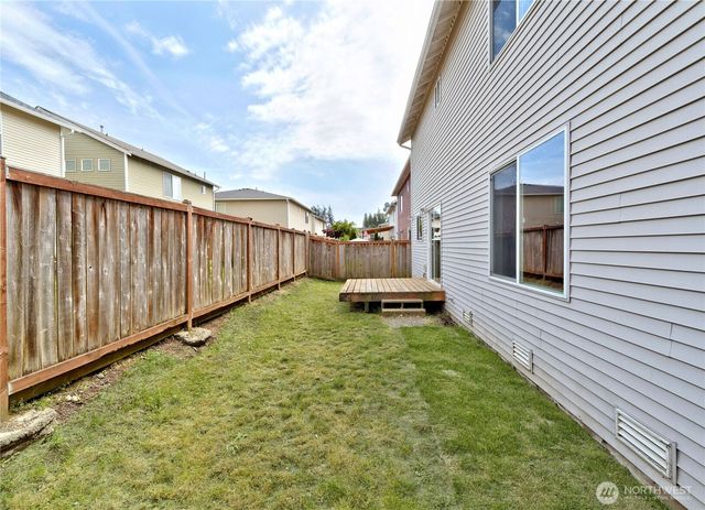 33060 41st Place S, Federal Way, WA 98001
