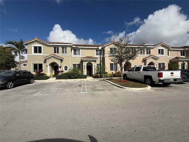 1043 SE 24th Avenue, Homestead, FL 33035