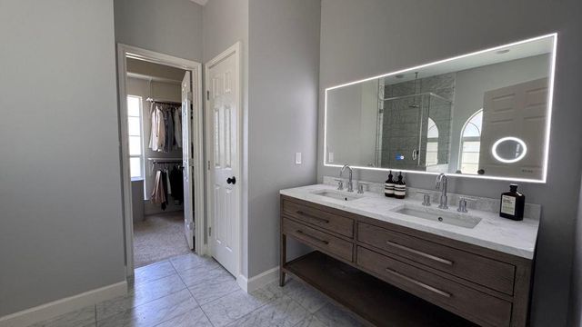 112 Snapper ST, Lakeway, TX 78734