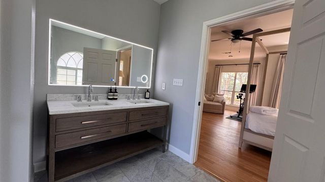 112 Snapper ST, Lakeway, TX 78734