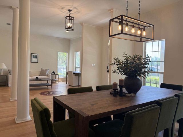 112 Snapper ST, Lakeway, TX 78734