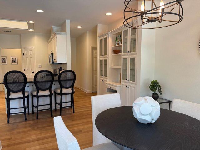 112 Snapper ST, Lakeway, TX 78734