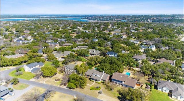 112 Snapper ST, Lakeway, TX 78734