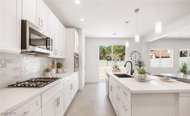 3915 Wesvan Court, Las Vegas, NV 89121