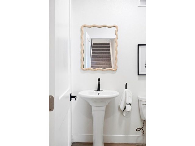 385 East St, Louisville, CO 80027