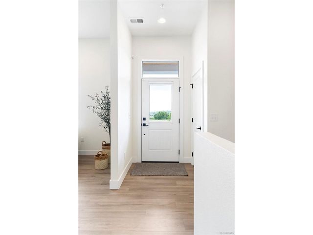 385 East St, Louisville, CO 80027