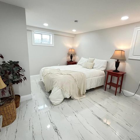 109 Leverich Street, Hempstead, NY 11550