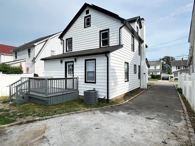 109 Leverich Street, Hempstead, NY 11550