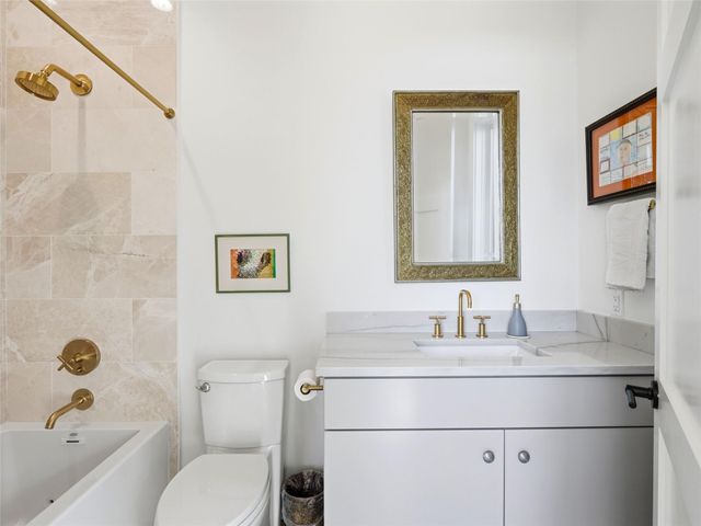 577 Cattle Creek RD, Johnson City, TX 78636