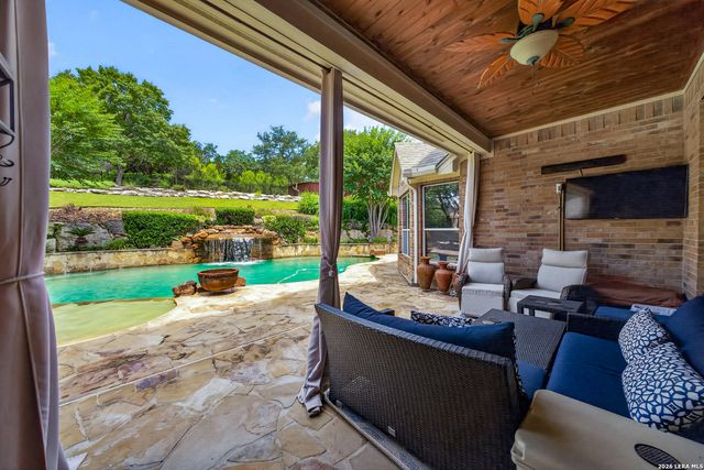 8914 WOODLAND PASS, Boerne, TX 78006