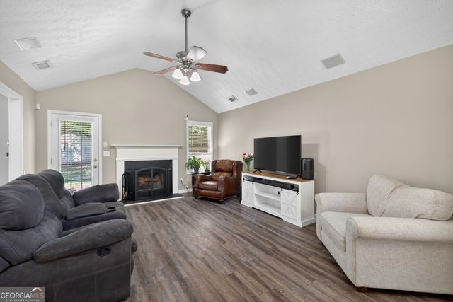 6020 Fieldwood Lane, Loganville, GA 30052