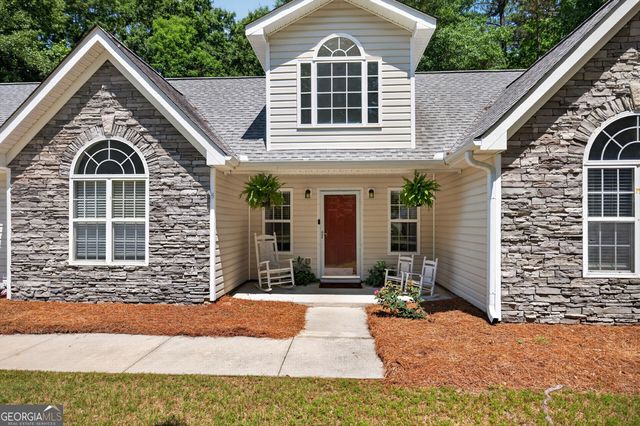 6020 Fieldwood Lane, Loganville, GA 30052