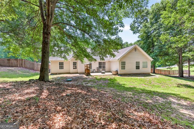 6020 Fieldwood Lane, Loganville, GA 30052