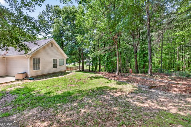 6020 Fieldwood Lane, Loganville, GA 30052