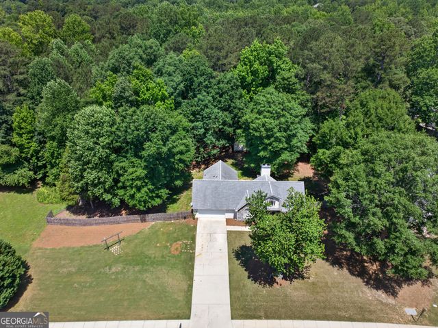 6020 Fieldwood Lane, Loganville, GA 30052