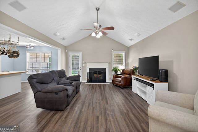 6020 Fieldwood Lane, Loganville, GA 30052