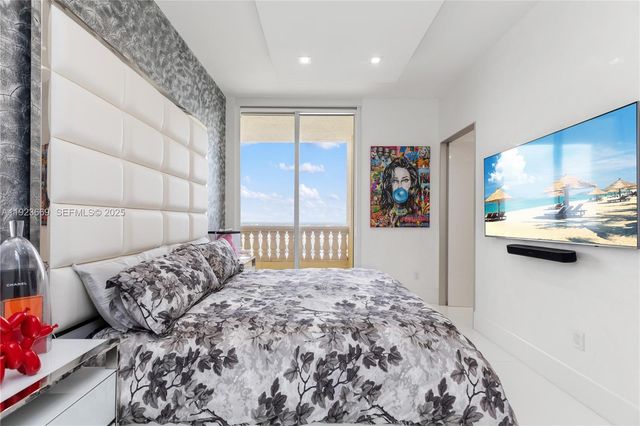 17875 Collins Ave PH4701, Sunny Isles Beach, FL 33160