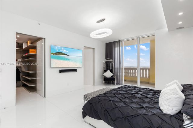 17875 Collins Ave PH4701, Sunny Isles Beach, FL 33160