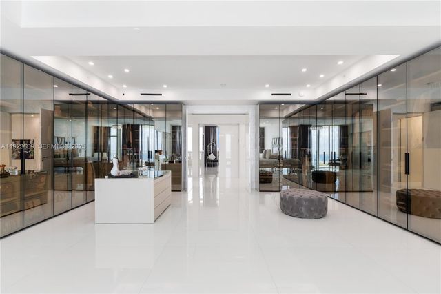 17875 Collins Ave PH4701, Sunny Isles Beach, FL 33160