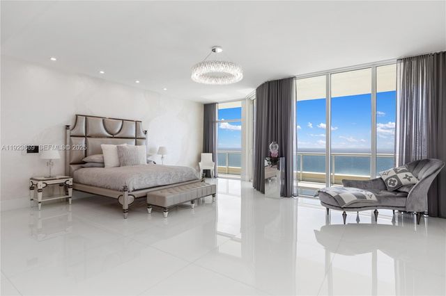 17875 Collins Ave PH4701, Sunny Isles Beach, FL 33160