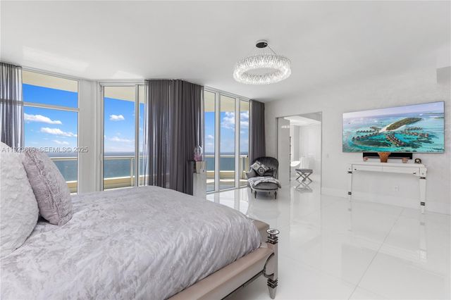 17875 Collins Ave PH4701, Sunny Isles Beach, FL 33160