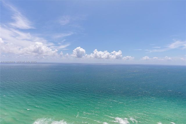 17875 Collins Ave PH4701, Sunny Isles Beach, FL 33160