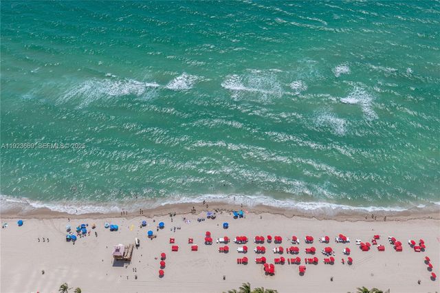 17875 Collins Ave PH4701, Sunny Isles Beach, FL 33160