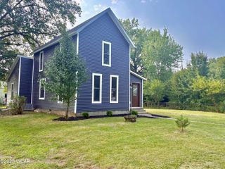 1401 N Center Street, Lima, OH 45801