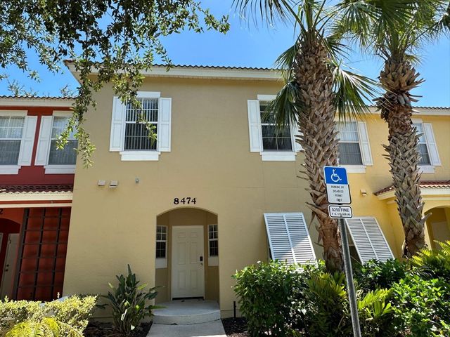 8474 CRYSTAL COVE LOOP, Kissimmee, FL 34747