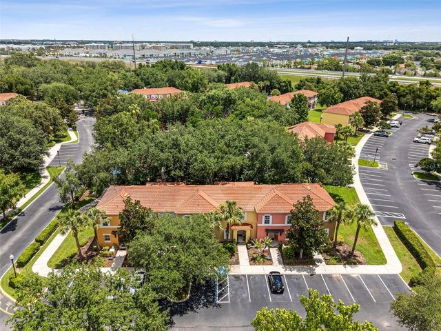 8474 CRYSTAL COVE LOOP, Kissimmee, FL 34747