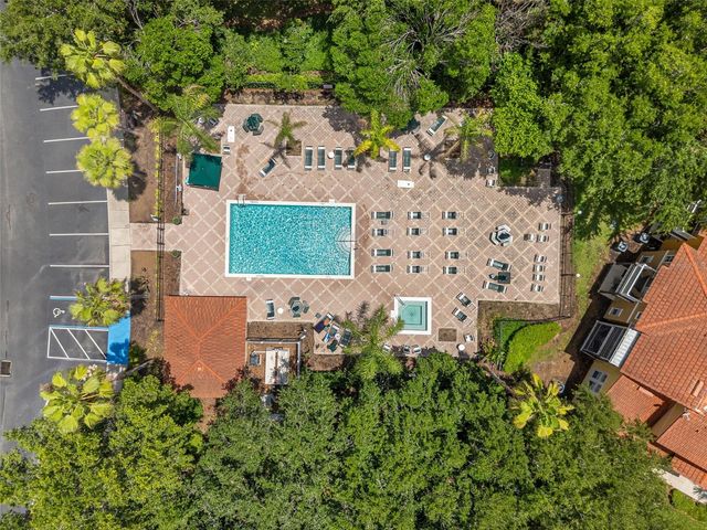 8474 CRYSTAL COVE LOOP, Kissimmee, FL 34747