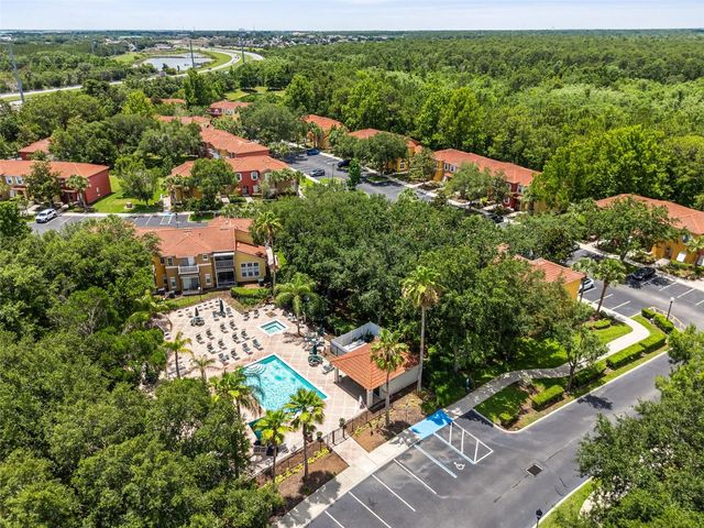 8474 CRYSTAL COVE LOOP, Kissimmee, FL 34747