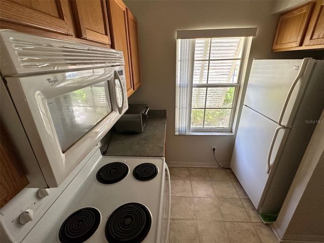 8474 CRYSTAL COVE LOOP, Kissimmee, FL 34747