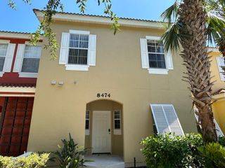 8474 CRYSTAL COVE LOOP, Kissimmee, FL 34747