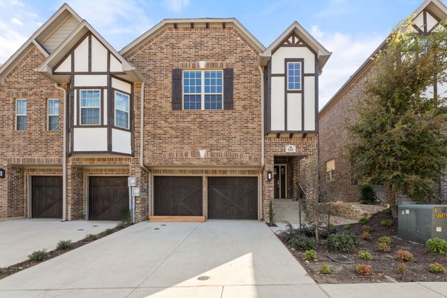 111 Kensington Drive, Lewisville, TX 75067
