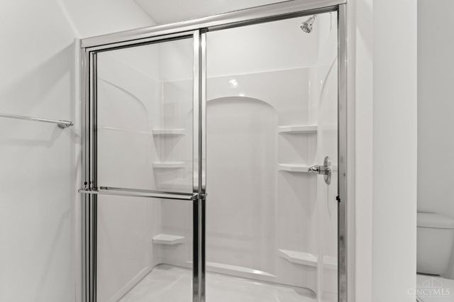 1050 Grandin Pond Drive, South Lebanon, OH 45039