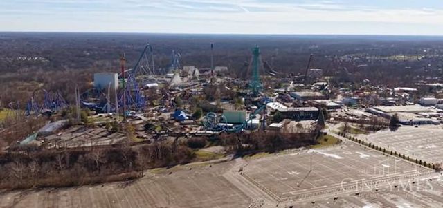 1050 Grandin Pond Drive, South Lebanon, OH 45039