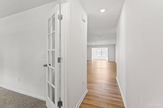 1050 Grandin Pond Drive, South Lebanon, OH 45039